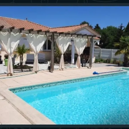 Bed and breakfast Chez Regis Et Cedric